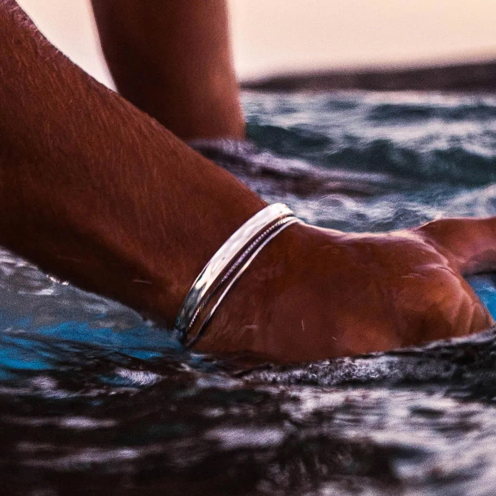 Bracciale da Uomo in Acciaio Inossidabile, Design Semplice ed Elegante